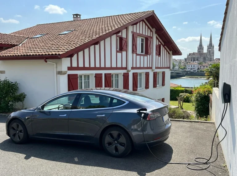 installateur borne recharge bayonne